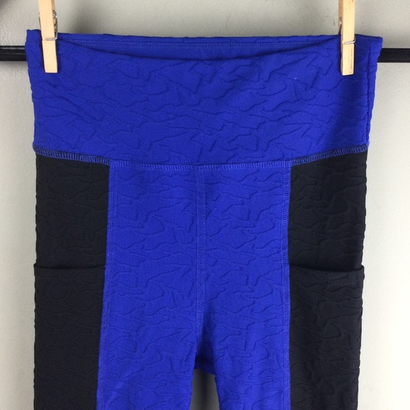 Twenty Montreal Connect 3D Swirl High Waist Full Length Compression Leggings - Picture 5 of 12